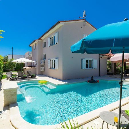 Holiday Home Villa Valentina By Interhome Loborika Exterior photo
