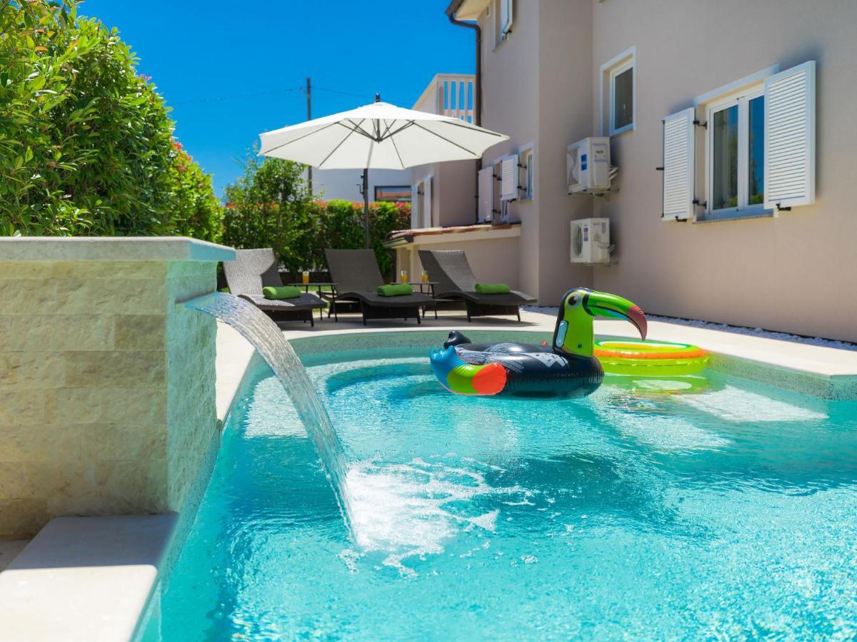 Holiday Home Villa Valentina By Interhome Loborika Exterior photo